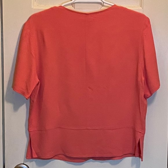 Women's Rabbit Rabbit Rabbit Designs 3-botton, short-sleeve top, coral - Picture 7 of 9